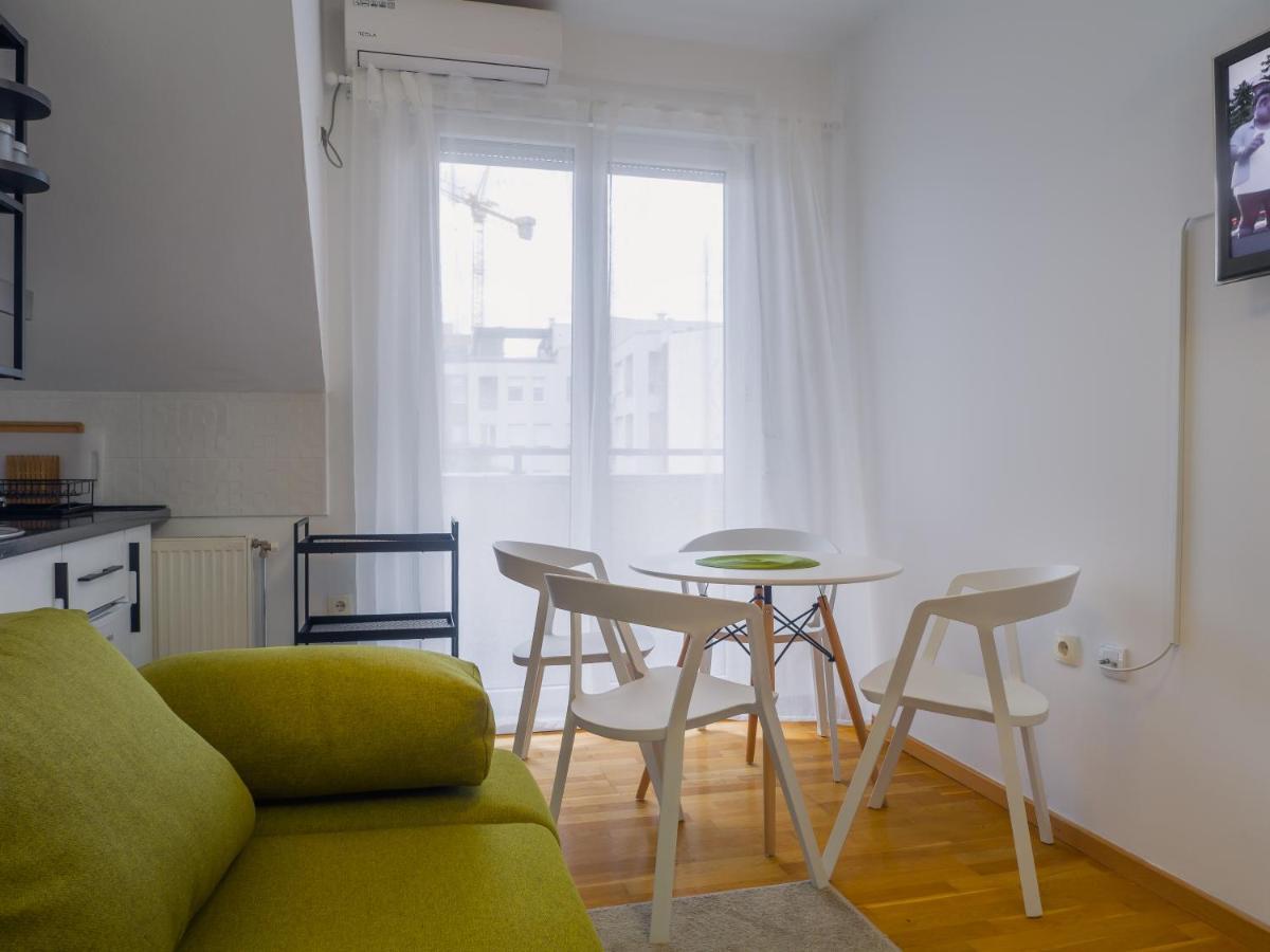 Apartment Neo 2 Free Parking Novi Sad Dış mekan fotoğraf